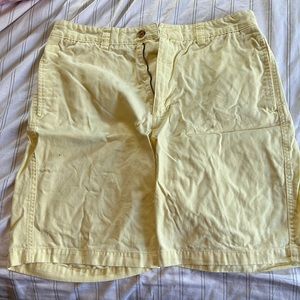 Chaps yellow shorts size 33